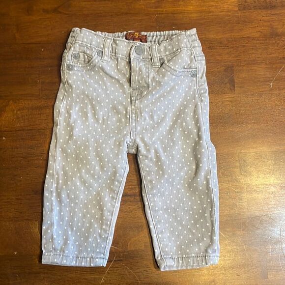 7 for all Mankind 6-9 months (1000) - Picture 1 of 5